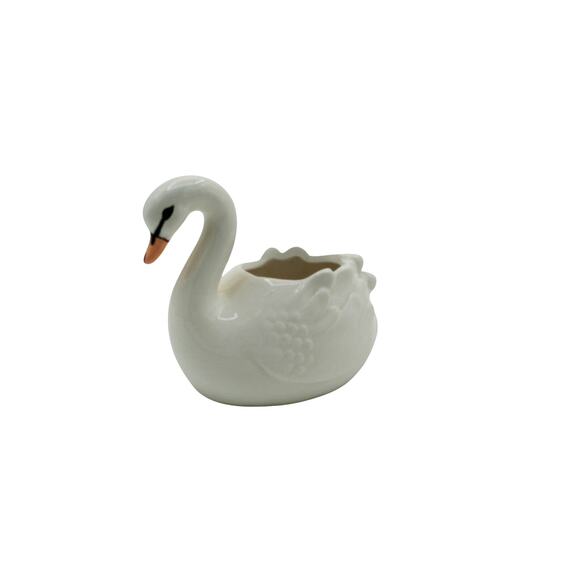Vintage White Porcelain Swan Planter by St. Nicholas – Elegant Ceramic Decor - Picture 1 of 3